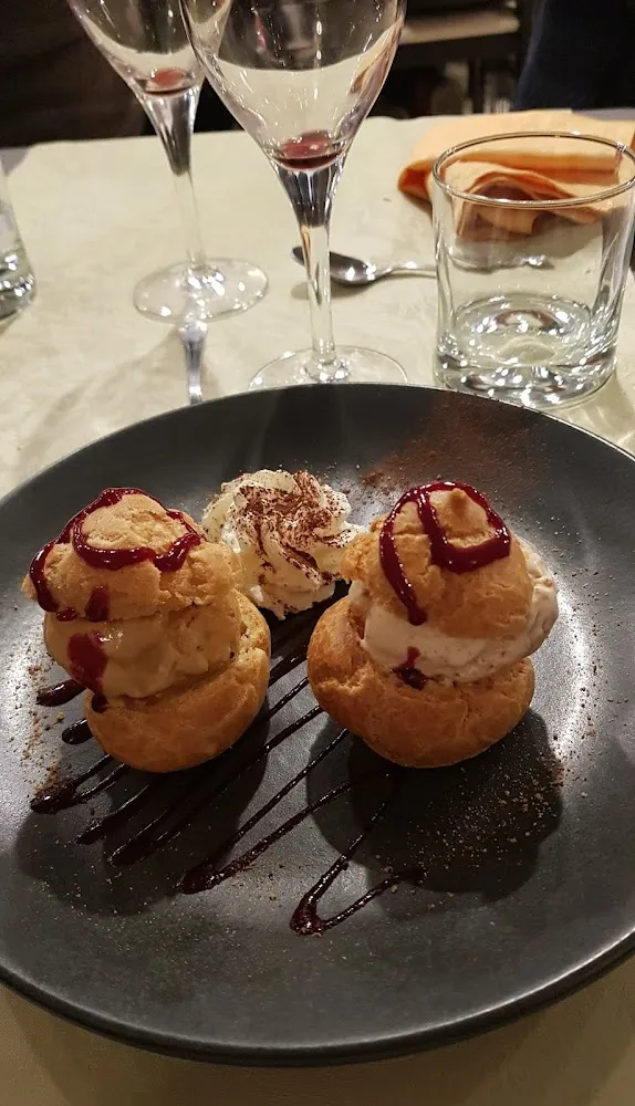 Profiteroles